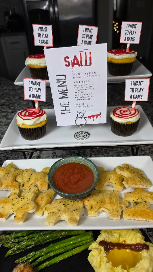 Bloody Good Dinners (A Horror Themed Cookbook)